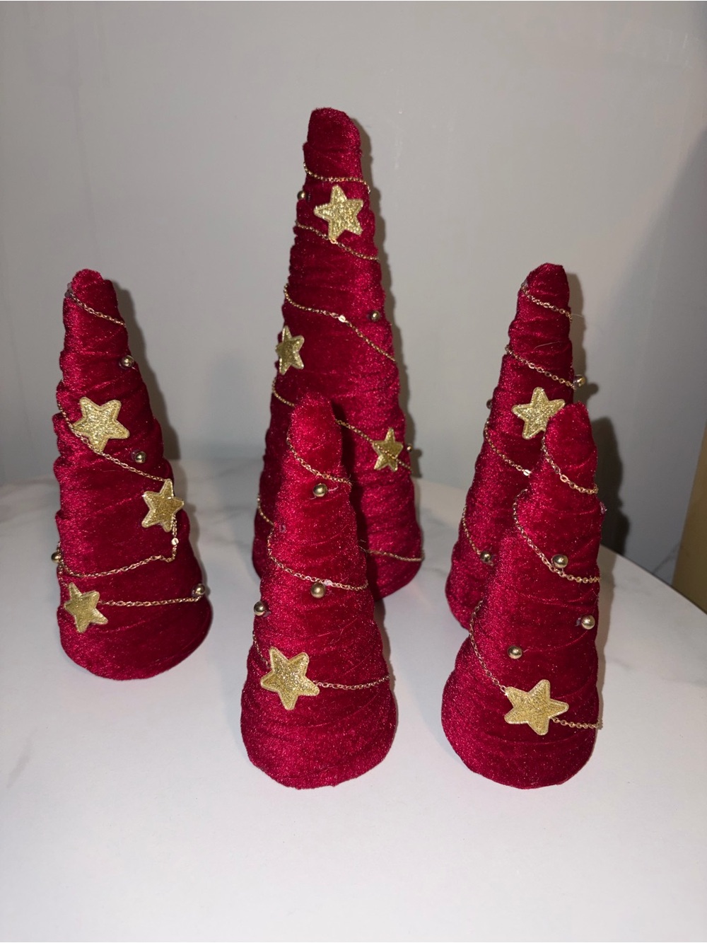 Red Velvet Holiday Cone Tree Set - Unbranded
